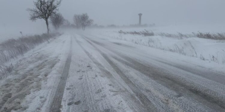 Coduri meteo de ninsoare și vînt. Situația existentă în județul Suceava pe 28 decembrie, la ora 18.52