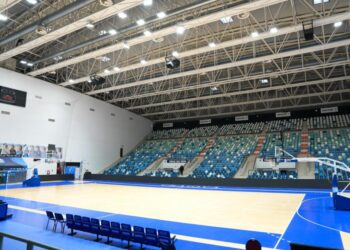 Polivalenta Craiovei, modernizată, polivalenta Sucevei, neterminată