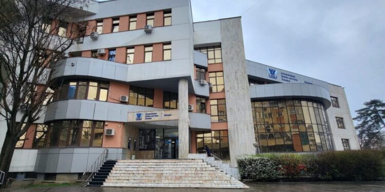 Clădire achiziționată de Universitatea ”Ștefan cel Mare” Suceava la Botoșani. În 2026 vor fi pregătite dosarele de autorizare pentru primele programe de studii. Prima admitere, în 2027