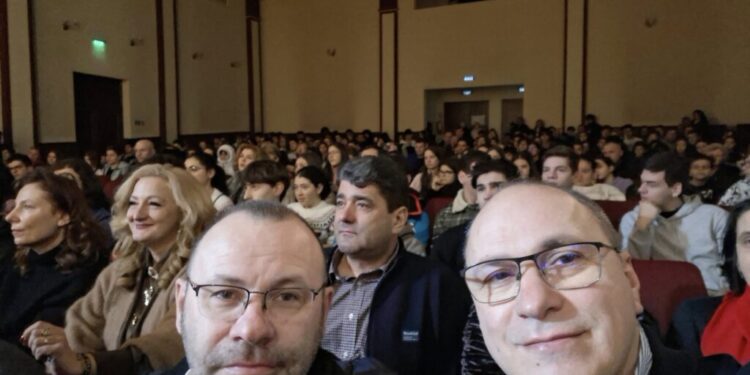 300 de elevi și profesori din toată țara, la Vatra Dornei, la Tabăra Națională de Fizică, Astronomie si Astrofizică