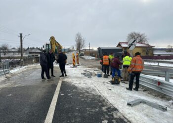 Circulația pe podul de la Praxia, redeschisă. Prefectura Suceava: Lucrările au fost finalizate în luna decembrie 2025, iar ulterior au fost realizate toate elementele necesare pentru siguranța circulației