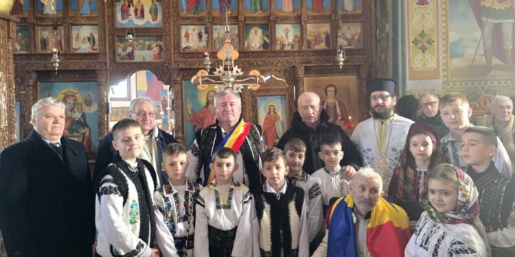 Silvestru Ailenei, din Brăiești, 100 de ani de viață. Acesta a avut parte de o slujbă de mulțumire, de un spectacol și de diplome