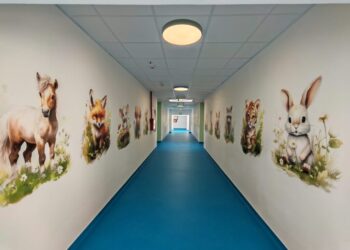 Inaugurarea creșei de la Siret. Cseke Attila: Într-o lună și jumătate vor fi inaugurate alte două creșe în județul Suceava. În acest an vor fi gata și polivalenta, Palatul Administrativ și căminul studențesc (Foto)