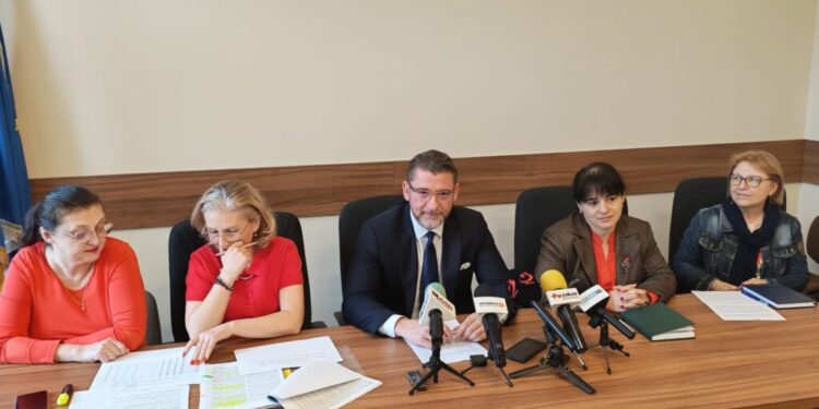 Ordonanța 7/2026 va reduce 100 din posturile din primăriile sucevene