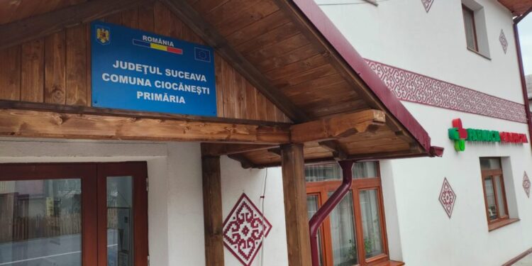 Primărie cu farmacie, la Ciocănești. 10 angajați sînt la Primărie, cu tot cu primar și viceprimar