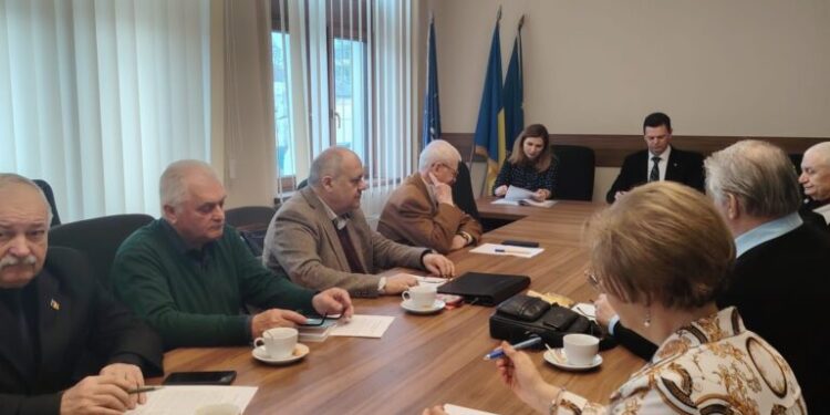 Transportul public pentru vîrstnici, în atenția autorităților sucevene
