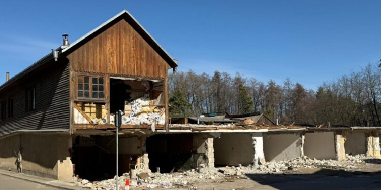 Peste 250 de garaje din zona Cartodrom vor fi demolate. Vor fi amenajate locuri de parcare, spații verzi și un teren de sport