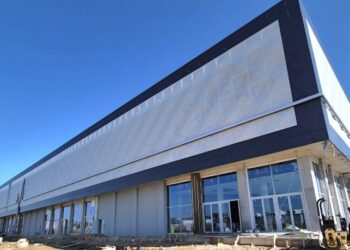 În sfîrșit, o primă garanție că sala polivalentă a Sucevei nu va zace închisă