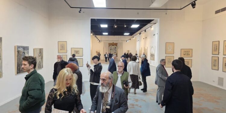 Expoziție de pictură a artistului rădăuțean Traian Postolache, la Muzeul Național al Țăranului Român (Foto)