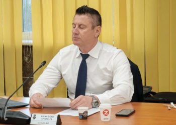 Consilierul local Doru Mihai Anghelea, din ”informații de culise”: Noul regulament pentru parcările din Suceava ar putea intra în vigoare în luna august, iar taxa de parcare ar putea fi diminuată de la 500 de lei pe an la 360-400 de lei