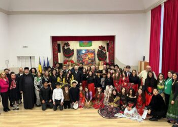 Cercul pedagogic al profesorilor mediatori, la Școala Gimnazială „George Voevidca” din Cîmpulung Moldovenesc. S-a vorbit despre semnificația „Zilei Internaționale a Romilor”