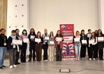 Elevii suceveni, trei premii și două mențiuni, la Olimpiada de Engleză. Ecaterina Costîn, de la Colegiul ”Petru Rareș”, s-a calificat la Olimpiada Internațională de Limba Engleză, care va avea loc la Suceava