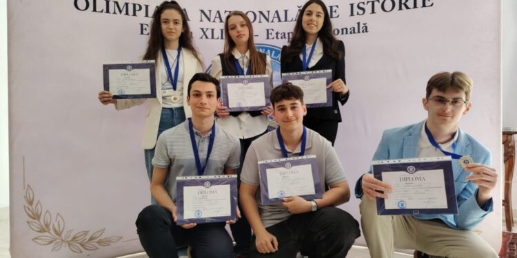Elevii suceveni, un premi I, un premiu II și patru mențiuni, la Olimpiada de Istorie