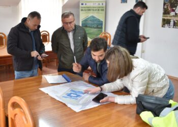 Ordin pentru începerea lucrărilor la creșa din Liteni, care va avea patru grupe a cîte 10 copii