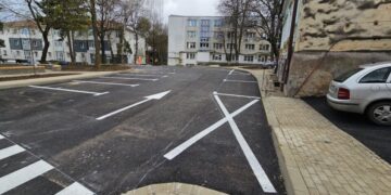 11 garaje demolate și 41 de locuri de parcare amenajate, în zona fostului restaurant ”Național” din centrul Sucevei