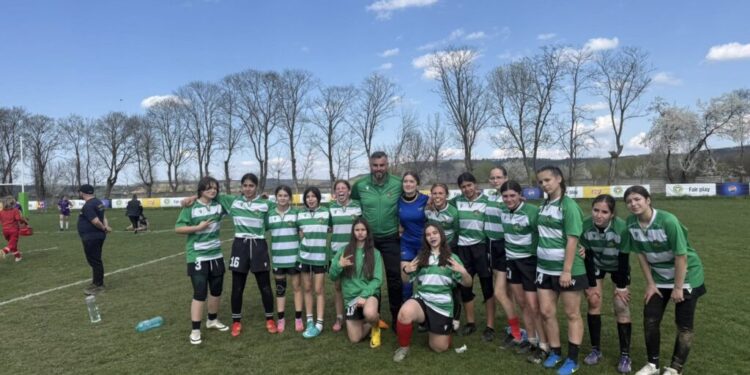 Fetele pasionate de rugby și oamenii generoși