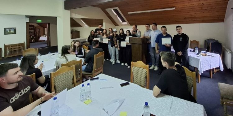 Studenți și elevi suceveni, în cadrul unui proiect privind dezvoltarea competențelor personale și profesionale