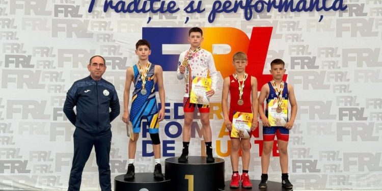 Sportivul sucevean Tudor George Lupitrec, campion național la lupte greco-romane. Urmează participarea la Campionatul European U15