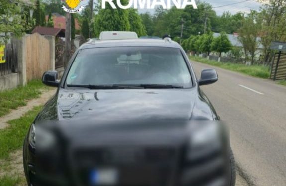 Două tombole ilegale cu premii constînd în SUV-uri, organizate pe rețelele sociale. Peste 480 de persoane au cumpărat bilete de participare. Polițiștii suceveni au făcut percheziții și au ridicat mașinile