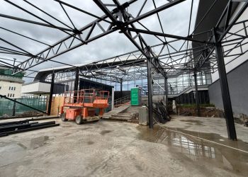 Aeroportul Suceava. Sală de așteptare de 400 de metri pătrați, din luna iunie, pînă la finalizarea Terminalului 3, care va avea 11.000 de metri pătrați