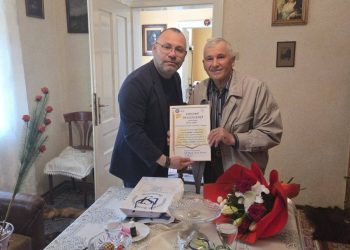 Profesorul de educație fizică Ioan Nițu, din Frumosu, ”un reper de vitalitate, demnitate și profesionalism”, premiat de IȘJ Suceava la 80 de ani