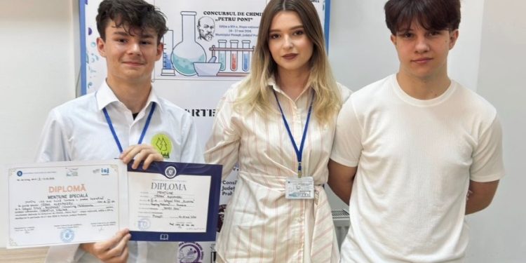 Un elev de la Colegiul Silvic din Cîmpulung Moldovenesc a obținut două mențiuni la Concursul național de chimie „Petru Poni”