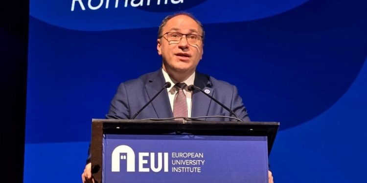 Premierul României? De ce nu suceveanul Mihai Dimian?