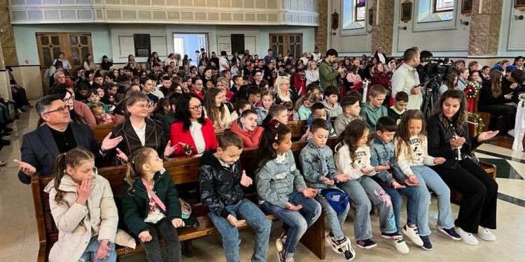 Ziua Copilului, la Casa Polonă din Solonețu Nou, pentru 600 de copii de la școlile în care se predă limba polonă maternă