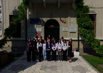 Colegiul ”Hurmuzachi” Rădăuți a organizat o activitate care a urmărit înțelegerea contextului geopolitic actual