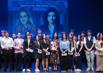 Aproape 400 de olimpici, profesori și directori suceveni, premiați în cadrul Galei ”Copiii pe primul loc”, organizată de Fundația ”Ana – Inimă de Copil”. Larisa Blanari: Vreau să vă felicit pe fiecare dintre voi, pe părinții voștri și pe profesorii voștri (Foto)