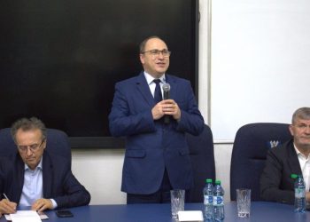 Dezvoltarea unor zone economice speciale în nord-estul țării, analizată la USV în prezența ministrului Mihai Dimian (FOTO)