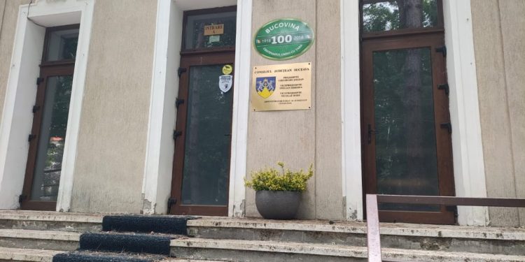 Casa Prieteniei cu abandonul, din centrul Sucevei