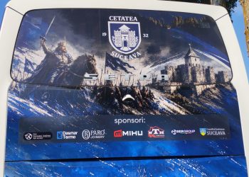 Autocarul personalizat al CSM Cetatea 1932 Suceava, cu jucători și obiecte promoționale, prin orașele și comunele județului. Peste jumătate din actualul lot al Cetății este format din suceveni