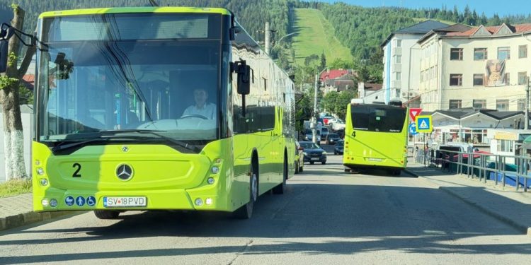 Transport public, cu patru autobuze mari hibrid, la Vatra Dornei. Primarul Marius Rîpan: Programul autobuzelor va fi modificat funcție de solicitările dornenilor