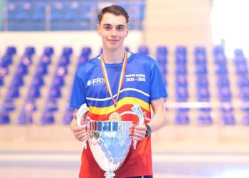 La doar 22 de ani, antrenorul-student Emi Huțuleac a devenit campion național cu CSU Suceava Juniori 4. Petru Ghervan: Aceasta este perioada lui de glorie. Sperăm să mențină ritmul și seriozitatea în continuare