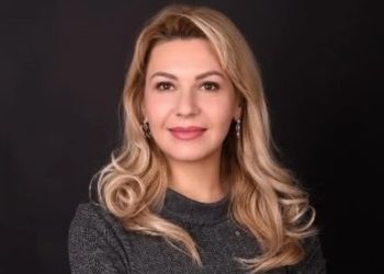 Bacalaureat pe caniculă. Prof. Anca Gorban: Ideal ar fi, desigur, să nu ajungem în situația în care canicula devine argument de calendar școlar. Ideal ar fi ca fiecare școală din România să aibă aer condiționat, dotare decentă, condiții egale pentru toți elevii