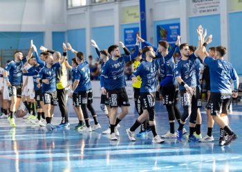 CSU Suceava va începe noul campionat național de handbal masculin cu o pauză. Sucevenii vor juca primul meci la Baia Mare