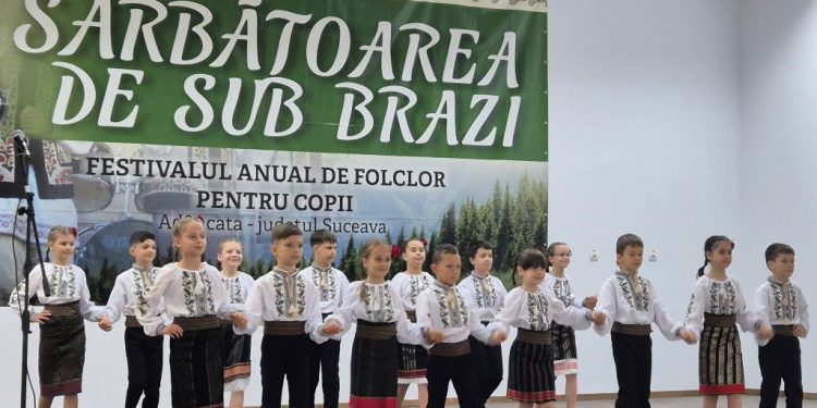 575 de copii din mai multe județe, la Adâncata, la Festivalul-Concurs de Folclor ”Sărbătoarea de sub brazi”