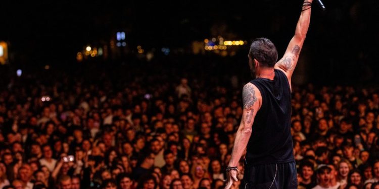 Vița de Vie, Connect-R și trei finaliste de la ”Vocea României”, pe scena Zilelor Sucevei. ”Primăria Muncipiului Suceava încearcă să mulțumească și să bucure pe toată lumea”