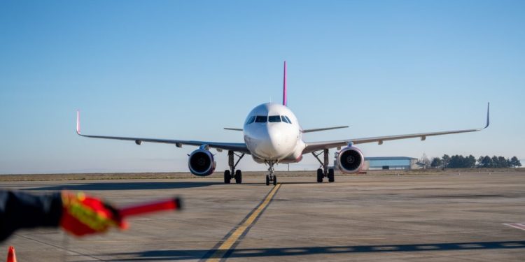 Peste 100.000 de pasageri, în luna iunie, pe aeroportul sucevean – cel mai mare număr de pasageri înregistrat într-o singură lună de la operaționalizarea aeroportului