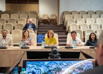 Doi ambasadori, cel al Greciei și cel al Republicii Filipine, în vizită la CJ Suceava. Aceștia au făcut cunoștință cu principalele direcții de dezvoltare ale județului nostru