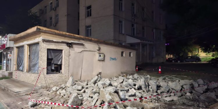 Au fost demolate încă două magazine din Suceava. Alți oameni lăsați pe drumuri și alți clienți lăsați cu ochii în soare