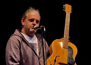 Festivalul de Blues de la Suceava ajunge la ”majorat”. Ediția următoare va dura tot anul. Boby Stroe: Încercăm să aducem bucurie în continuare. Lumea să vină, să-l cunoască pe Fani, să cunoască blues-ul și să mai uite de grijile acestea cotidiene