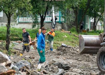 Un an de la inundațiile catastrofale de la Broșteni. Gheorghe Șoldan: ”Inundațiile de la Broșteni vor rămîne în memoria noastră ca o tragedie, dar și ca una dintre cele mai puternice lecții de solidaritate”