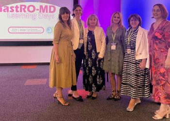 Specialiști din toată țara participă, la Gura Humorului, la GastRO-MD Learning Days. Colegiul Medicilor Suceava este reprezentat de președinta instituției, dr. Laura Coca, de dr. Monica Terteliu și de echipa Secției de Pediatrie a Spitalului Județean