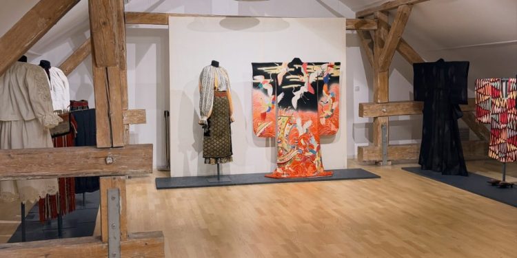 De la New York, la Suceava. Florica Zaharia vine cu un dialog cultural între România și Japonia: ”Suceava o alegem întotdeauna, pentru că este prietenă de mulți ani, pentru că respectăm profesionalismul pe care îl găsim la Muzeul Bucovinei”