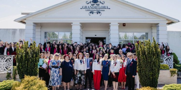 211 din cei 213 absolvenți de clasa a XII-a de la ”Hurmuzachi” au promovat examenul de Bacalaureat