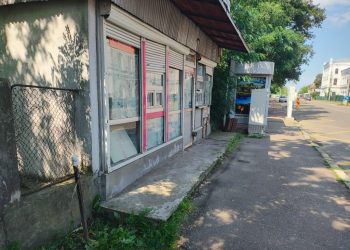 Atîta timp cît gara este o ruină, cartierul Ițcani suferă profund (Foto)