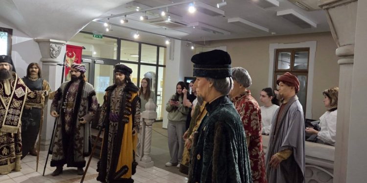 10 ani de la redeschiderea Muzeului de Istorie din Suceava, inaugurat ca ”cel mai modern, cel mai inovativ și cel mai bun muzeu” din țară. Emil Ursu: Ni s-a transmis: ”Ați rămas încă cel mai bun muzeu din România”