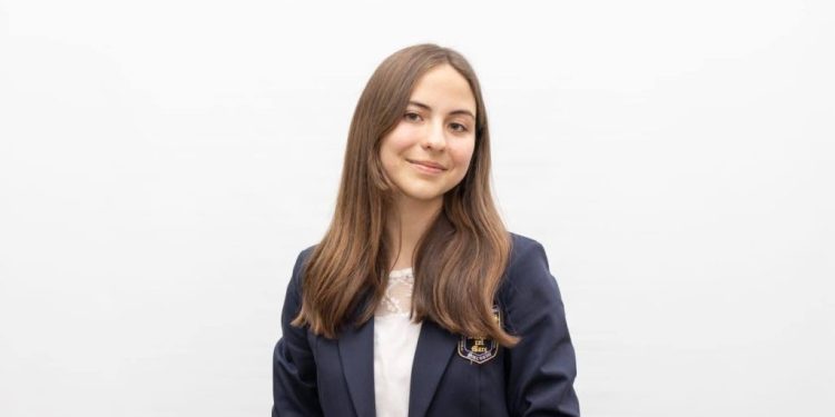 Rebeca Ungurean, de la ”Ștefan cel Mare” Suceava, Premiu Special la Olimpiada Internațională de Biologie. Rebeca, ”o minte strălucită și un suflet pasionat”, a concurat cu 300 de tineri din 78 de țări